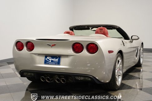 Used 2006 Chevrolet Corvette Convertible w/ Preferred Equipment Group image 11