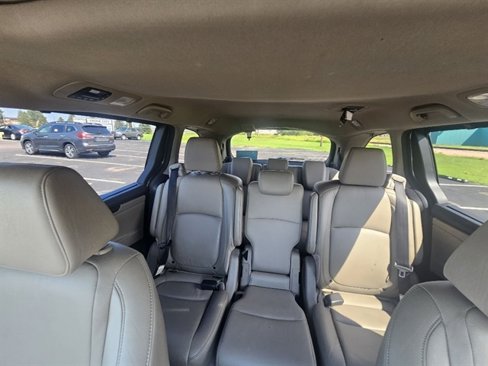 Used 2018 Honda Odyssey EX-L image 23