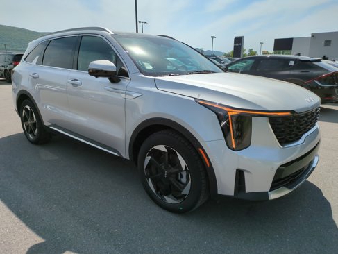 Used 2025 Kia Sorento SX Prestige image 1