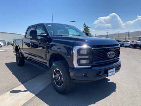 New 2025 Ford F350 4x4 Crew Cab Super Duty image 18