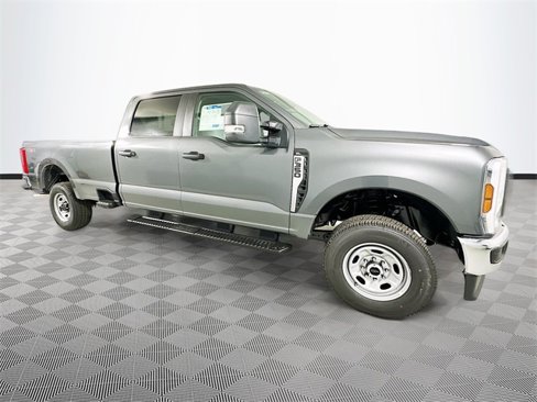 New 2026 Ford F350 XL image 3