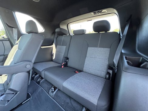 New 2026 GMC Acadia Elevation image 36