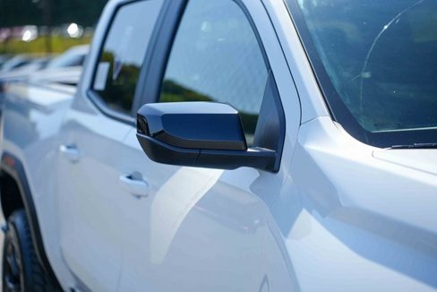 Used 2024 GMC Canyon Elevation image 9