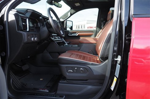 Used 2025 GMC Sierra 3500 Denali Ultimate image 15