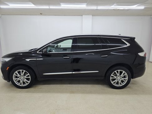 Used 2023 Buick Enclave Essence w/ Experience Buick Package image 19