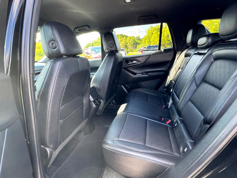 Used 2025 Chevrolet Equinox LT w/ Convenience Package II image 21