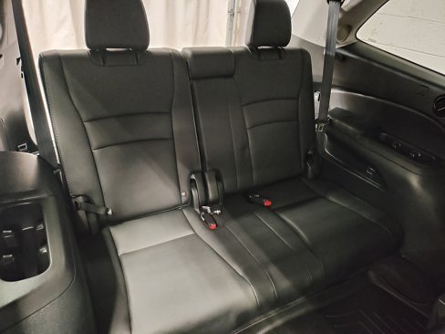 Used 2022 Honda Pilot Touring image 17