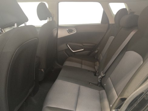 Used 2024 Kia Soul LX image 18