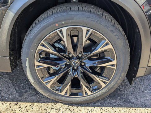 New 2025 MAZDA CX-90 Plug-In Hybrid w/ Premium Plus image 12
