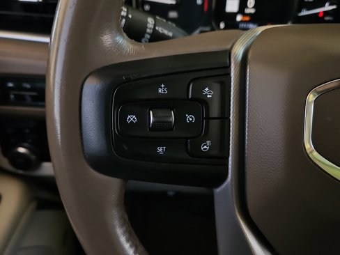 Used 2021 GMC Yukon Denali image 13