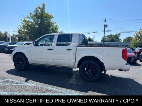 Certified 2021 Nissan Frontier SV w/ Midnight Edition Floor Mats image 10