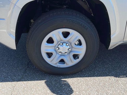 New 2026 Toyota Tundra SR image 28