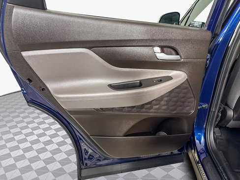 Used 2020 Hyundai Santa Fe SE image 24