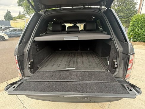Used 2017 Land Rover Range Rover image 13