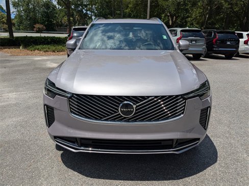 New 2026 Volvo XC90 B6 Plus w/ Protection Package Premier image 9
