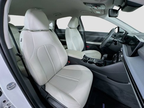 Certified 2025 Hyundai Sonata SE image 27