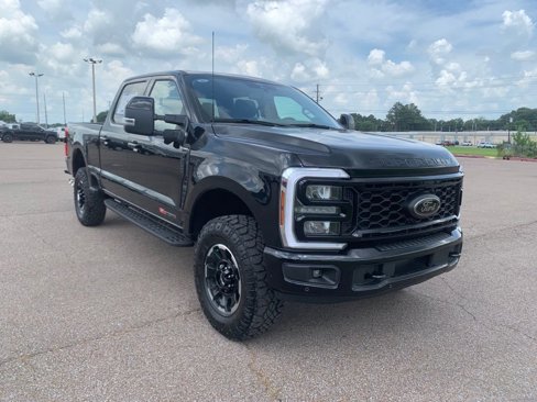 New 2025 Ford F250 Lariat w/ Lariat Ultimate Package image 1