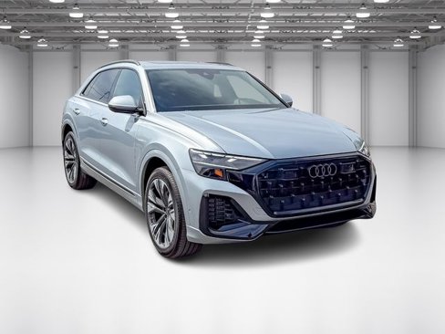 Certified 2025 Audi Q8 Premium image 7