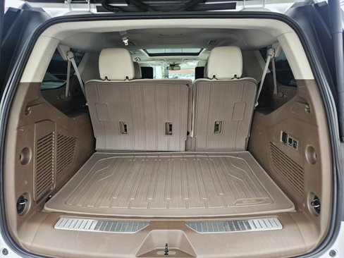 Certified 2023 GMC Yukon XL Denali w/ LPO, Floor Liner Package image 17
