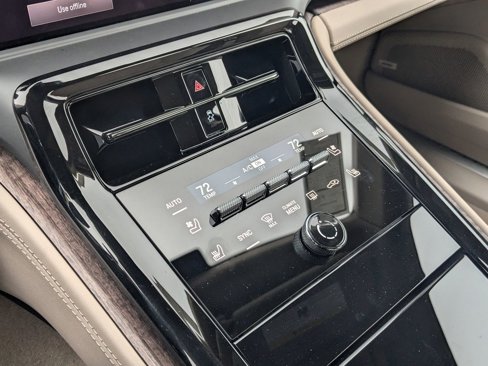 New 2025 Porsche Panamera 4 image 19
