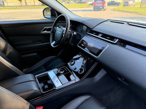 Used 2019 Land Rover Range Rover Velar S image 33