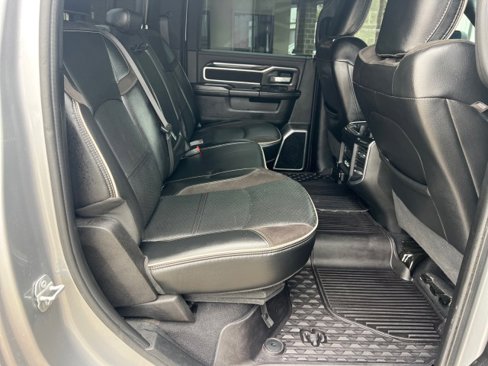 Used 2020 RAM 2500 Laramie w/ Night Edition image 33