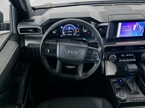 Used 2025 Toyota Tacoma SR5 image 18