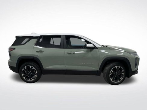New 2026 Chevrolet Equinox LT w/ Convenience Package II image 2