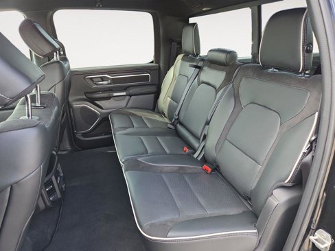 Used 2025 RAM 1500 Laramie image 18