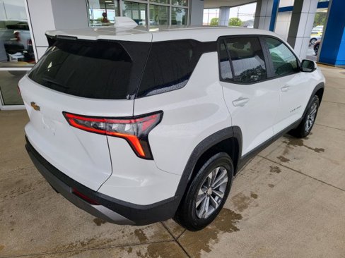New 2026 Chevrolet Equinox LT w/ Convenience Package II image 12