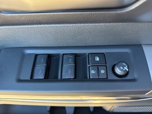 New 2026 Toyota Tundra SR5 image 17