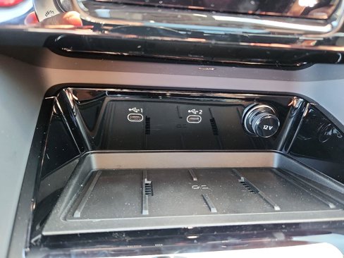 New 2025 Audi SQ5 Prestige image 18