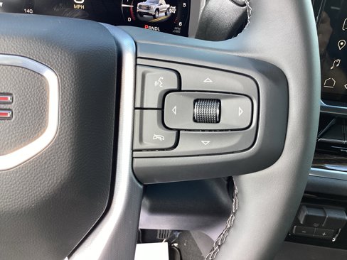 New 2026 GMC Sierra 1500 SLE w/ Preferred Package image 17