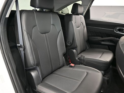 Used 2023 Kia Sorento SX image 44