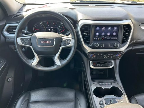 Used 2023 GMC Acadia SLT image 28