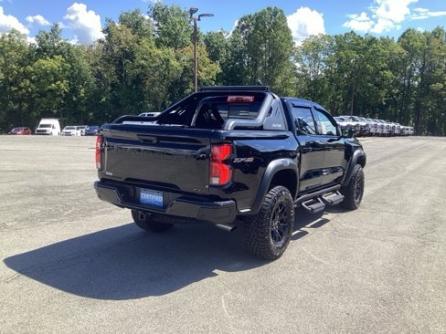 Certified 2025 Chevrolet Colorado ZR2 w/ Midnight Edition image 7