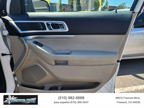 Used 2015 Ford Explorer XLT w/ Equipment Group 202B image 28