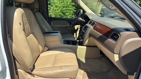 Used 2014 GMC Yukon XL SLT image 12