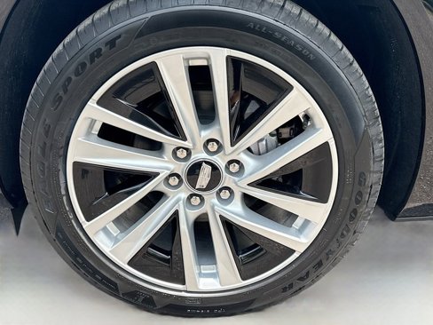 New 2026 Cadillac Vistiq Luxury image 35