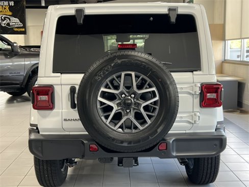 New 2025 Jeep Wrangler Sahara image 35
