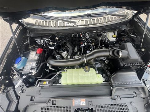 New 2025 Ford Expedition Active image 11