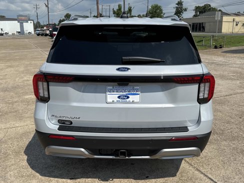 New 2025 Ford Explorer Platinum image 5