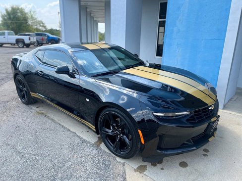 Used 2023 Chevrolet Camaro LT image 1