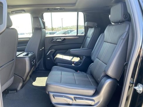 New 2026 Chevrolet Suburban High Country w/ LPO, Get Active Package image 26