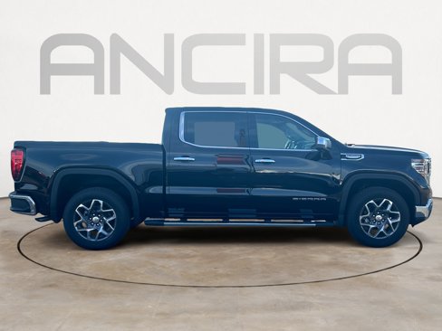 New 2026 GMC Sierra 1500 SLT image 11