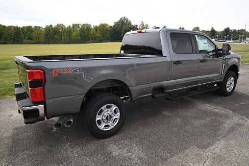 New 2025 Ford F250 XLT w/ 360-Degree Camera Package image 6