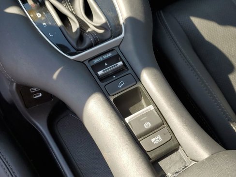 Certified 2025 Honda HR-V EX-L image 24