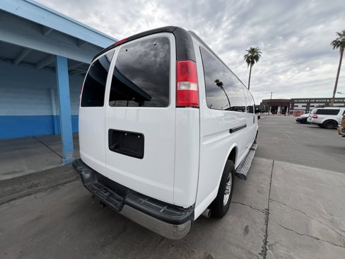 Used 2019 Chevrolet Express 3500 LT w/ LT Preferred Equipment Group image 3