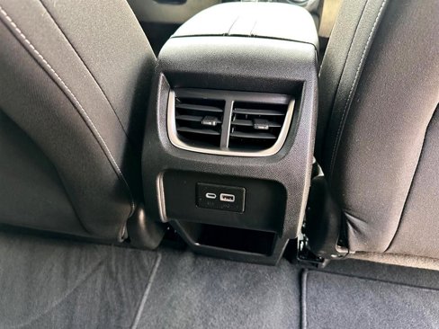 Used 2023 Chevrolet Blazer LT image 15