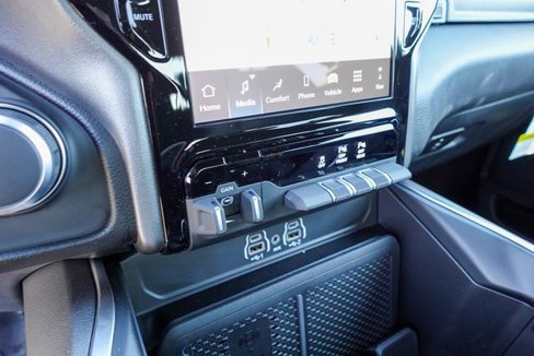 New 2025 RAM 1500 Big Horn image 21